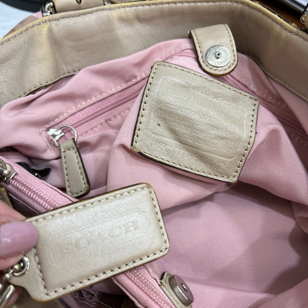 Coach Pink and Brown Circle Pattern Shoulder Bag - Picture 11 of 14